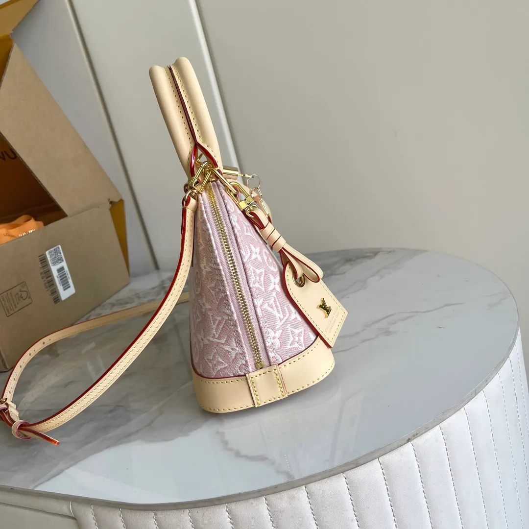 All Categories Official Website "Brand Women's Bags" Women's Bags 💙 LV LV 2026 New Crossbody Shoulder Bag