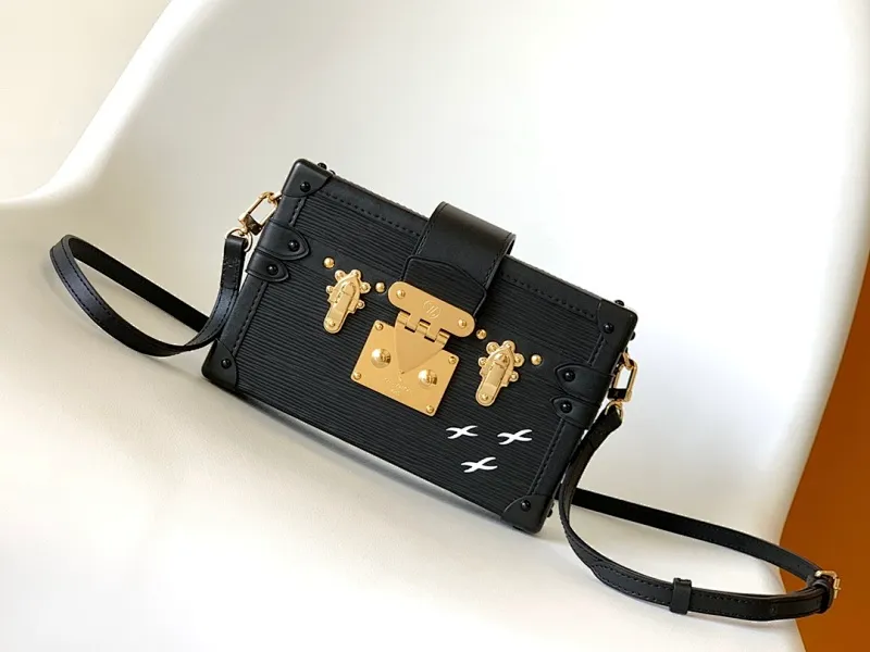 All categories Official website "Brand Women's Bags" Women's Bags 💙 LV replica LV, fine imitation LV bags, LV shoulder bags, 2023 official latest version LV cow leather crossbody bag, bag factory, original material, size: 20-12.5-6CM