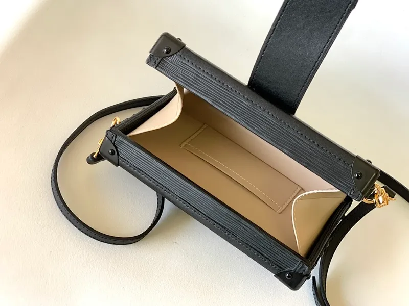 All categories Official website "Brand Women's Bags" Women's Bags 💙 LV replica LV, fine imitation LV bags, LV shoulder bags, 2023 official latest version LV cow leather crossbody bag, bag factory, original material, size: 20-12.5-6CM