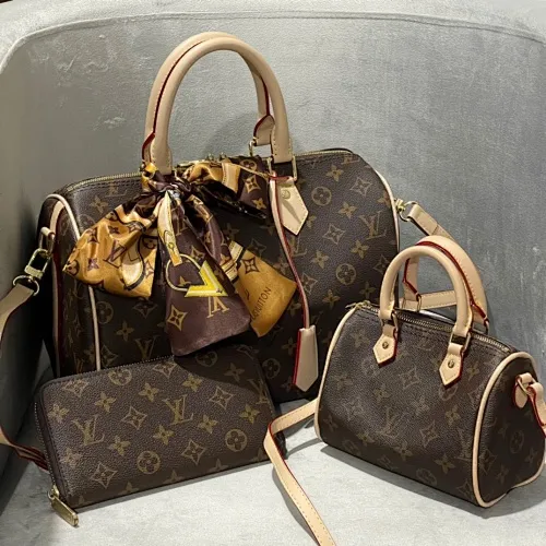 All categories Official website "Three-piece bag set" Three-piece set💖 LV 2023 new LV bag three-piece set wholesale