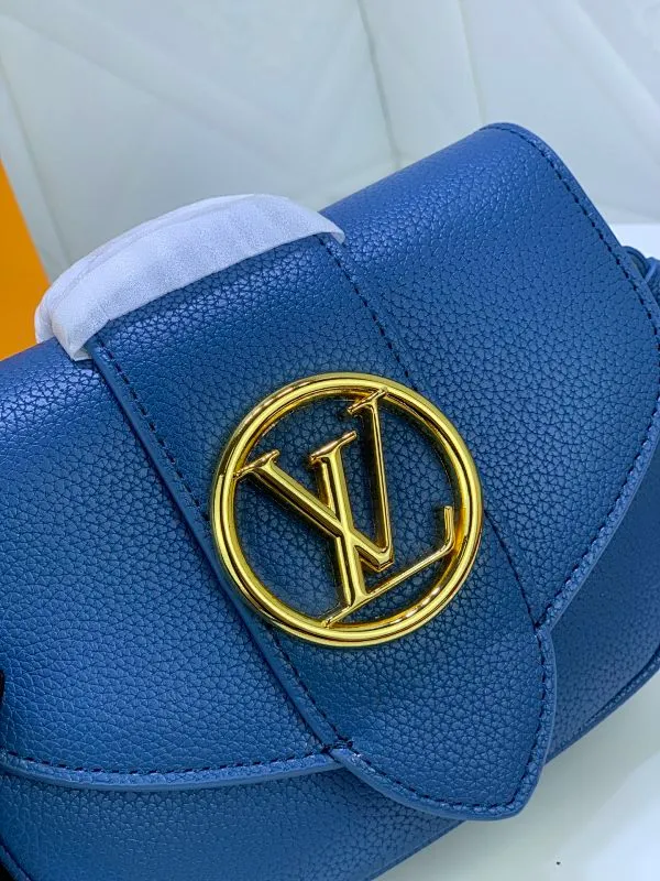 All Categories Official Website "Brand Women's Bags" Women's Bags 💙 LV Pont9 pebbled messenger bag. Handbags LV Pont 9 Soft handbag is made of grained calfskin and injects an elegant atmosphere with the LV Circle logo derived from the brand archives. Monogram flower cluster hidden under the flap, Monogram flower on the shoulder