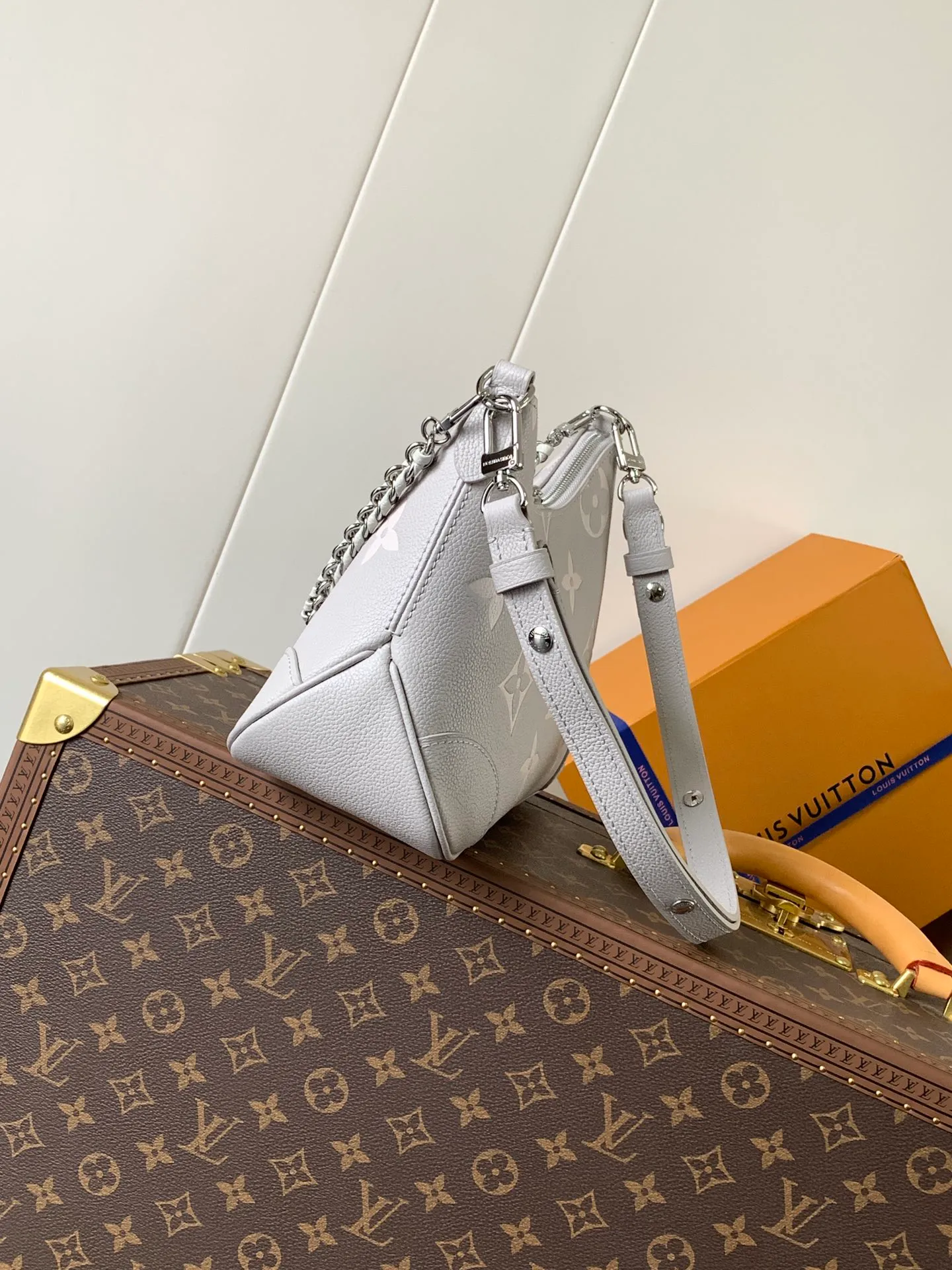 All Categories Official Website "Brand Women's Bags" Women's Bags 💙 LV 2026 New LV Crossbody Bag