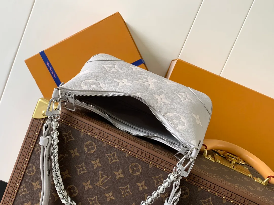 All Categories Official Website "Brand Women's Bags" Women's Bags 💙 LV 2026 New LV Crossbody Bag