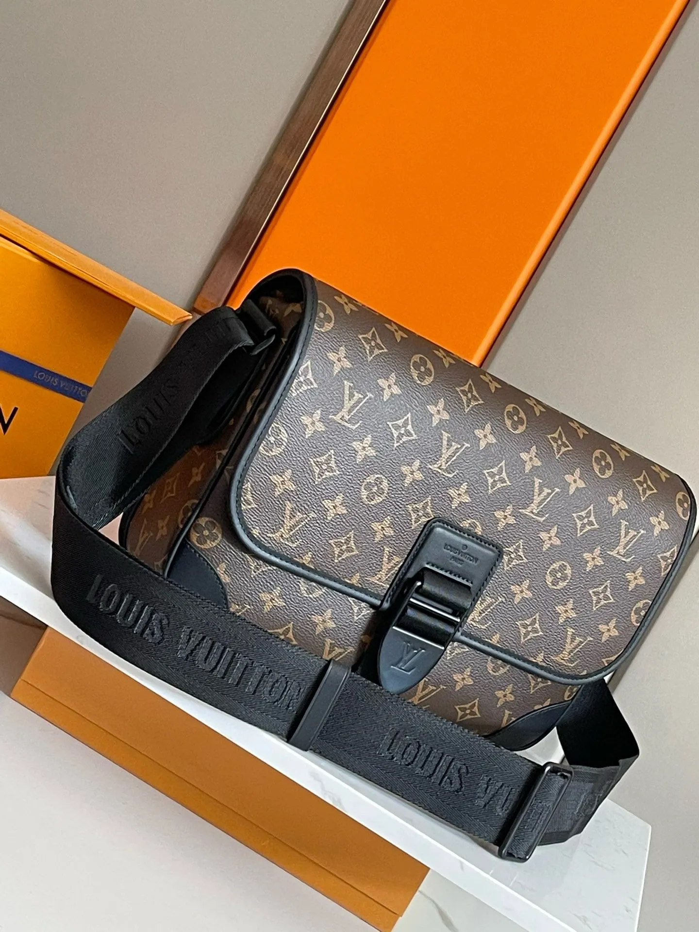 All Categories Official Website "Brand Women's Bags" Women's Bags 💙 LV LV 2026 New Crossbody Shoulder Bag