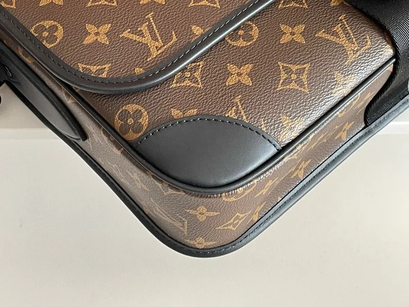 All Categories Official Website "Brand Women's Bags" Women's Bags 💙 LV LV 2026 New Crossbody Shoulder Bag