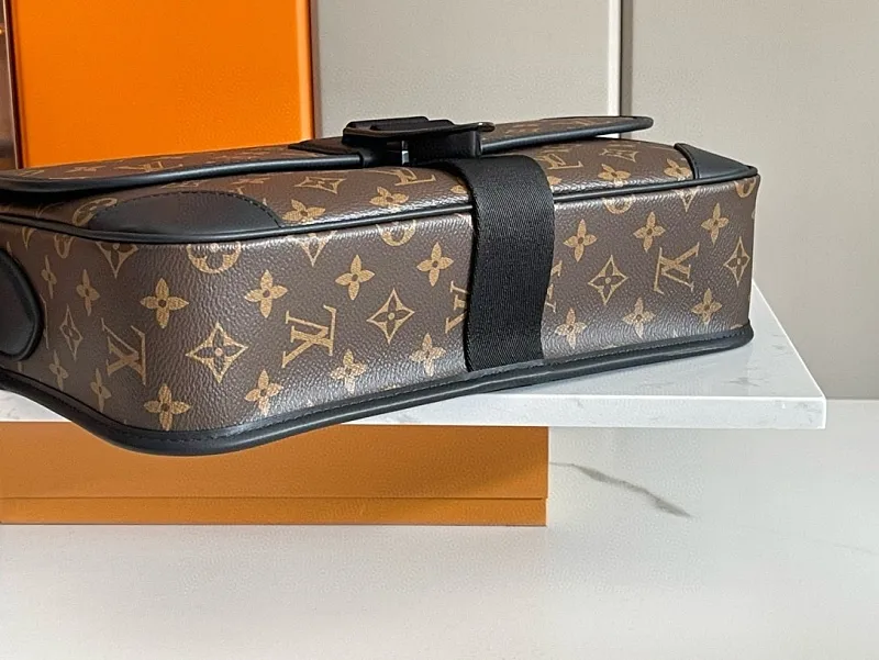 All Categories Official Website "Brand Women's Bags" Women's Bags 💙 LV LV 2026 New Crossbody Shoulder Bag