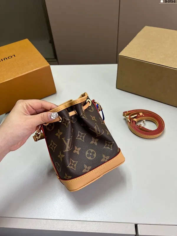 All Categories Official Website "Brand Women's Bags" Women's Bags 💙 LV 2025 New LV Crossbody Bag