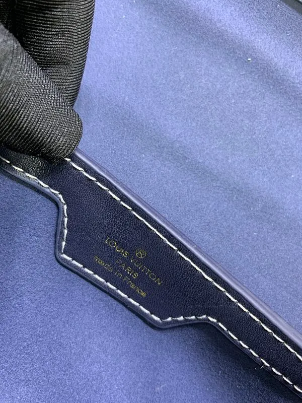 All categories Official website "Brand Women's Bags" Women's bags 💙 LV upgraded original barrel bag Papillon BB handbag prefall 2021 autumn and winter series new Papillon trunk toile monogram handbag chooses Monogra with Monogram print