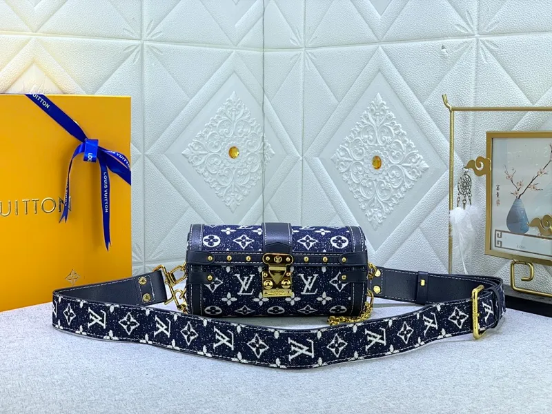 All categories Official website "Brand Women's Bags" Women's bags 💙 LV upgraded original barrel bag Papillon BB handbag prefall 2021 autumn and winter series new Papillon trunk toile monogram handbag chooses Monogra with Monogram print