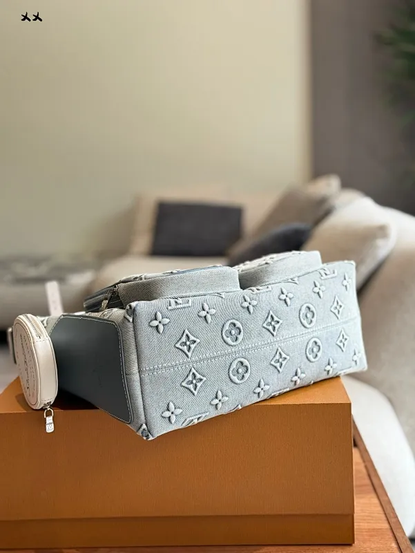 All Categories Official Website "Brand Women's Bags" Women's Bags 💙 LV 2025 New LV Crossbody Bag