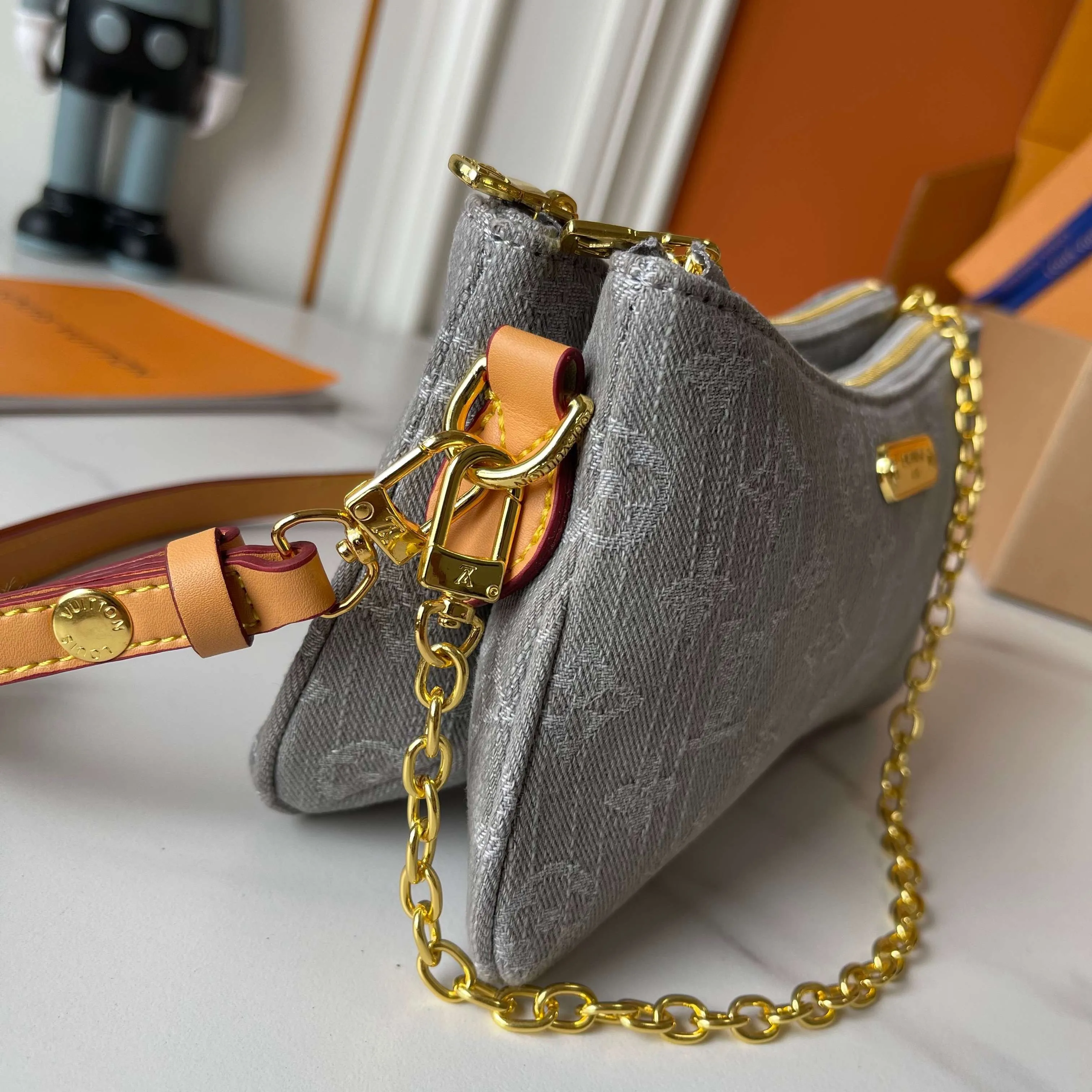 All Categories Official Website "Brand Women's Bags" Women's Bags 💙 LV 2025 New LV Crossbody Bag