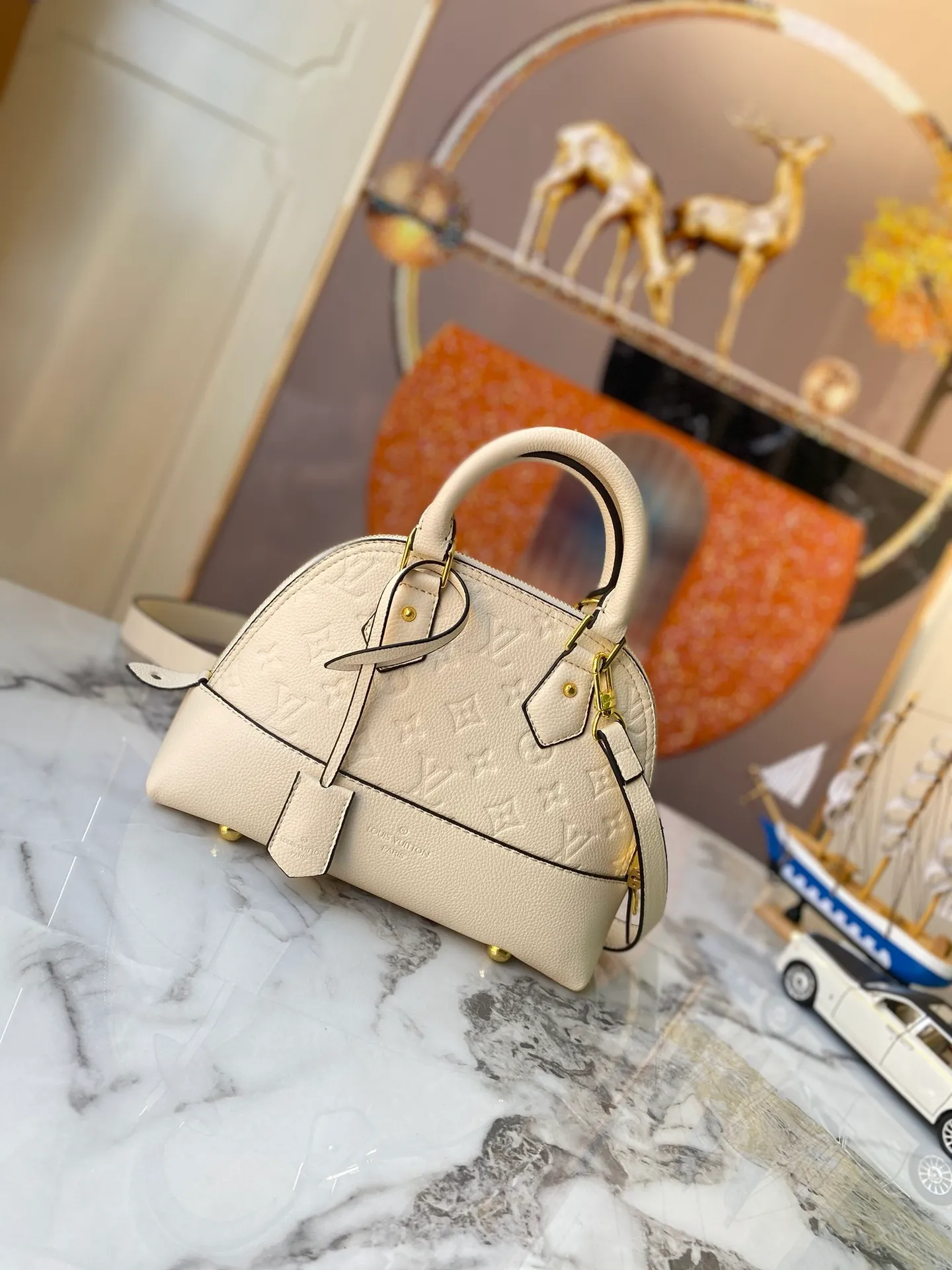 All categories Official website "Brand Women's Bags" Women's Bags 💙 LV 2022 official new LV handbag wholesale 58001800 High quality Size: 25-18-12 CM