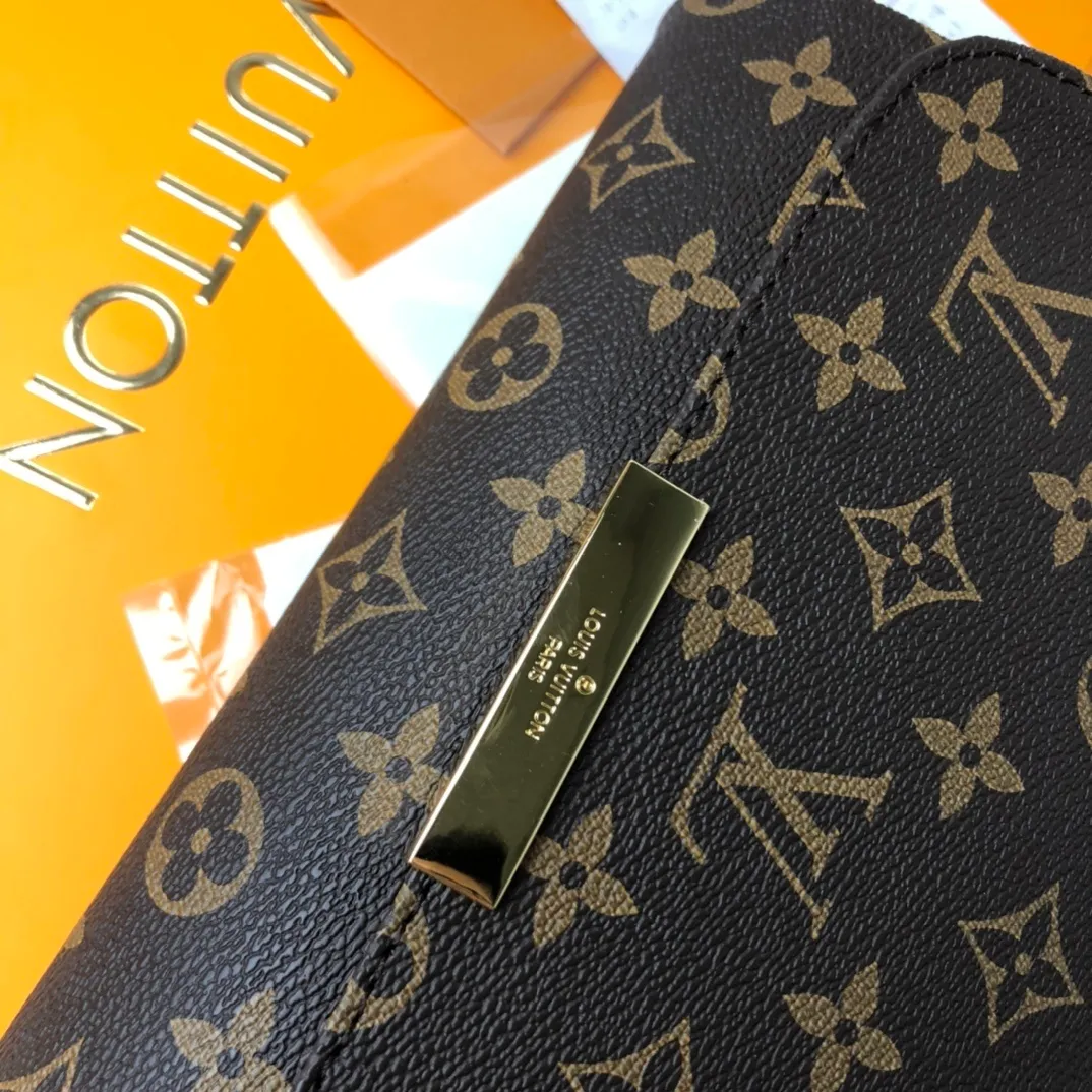 All Categories Official Website "Brand Women's Bags" Women's Bags 💙 LV 2026 New LV Crossbody Bag