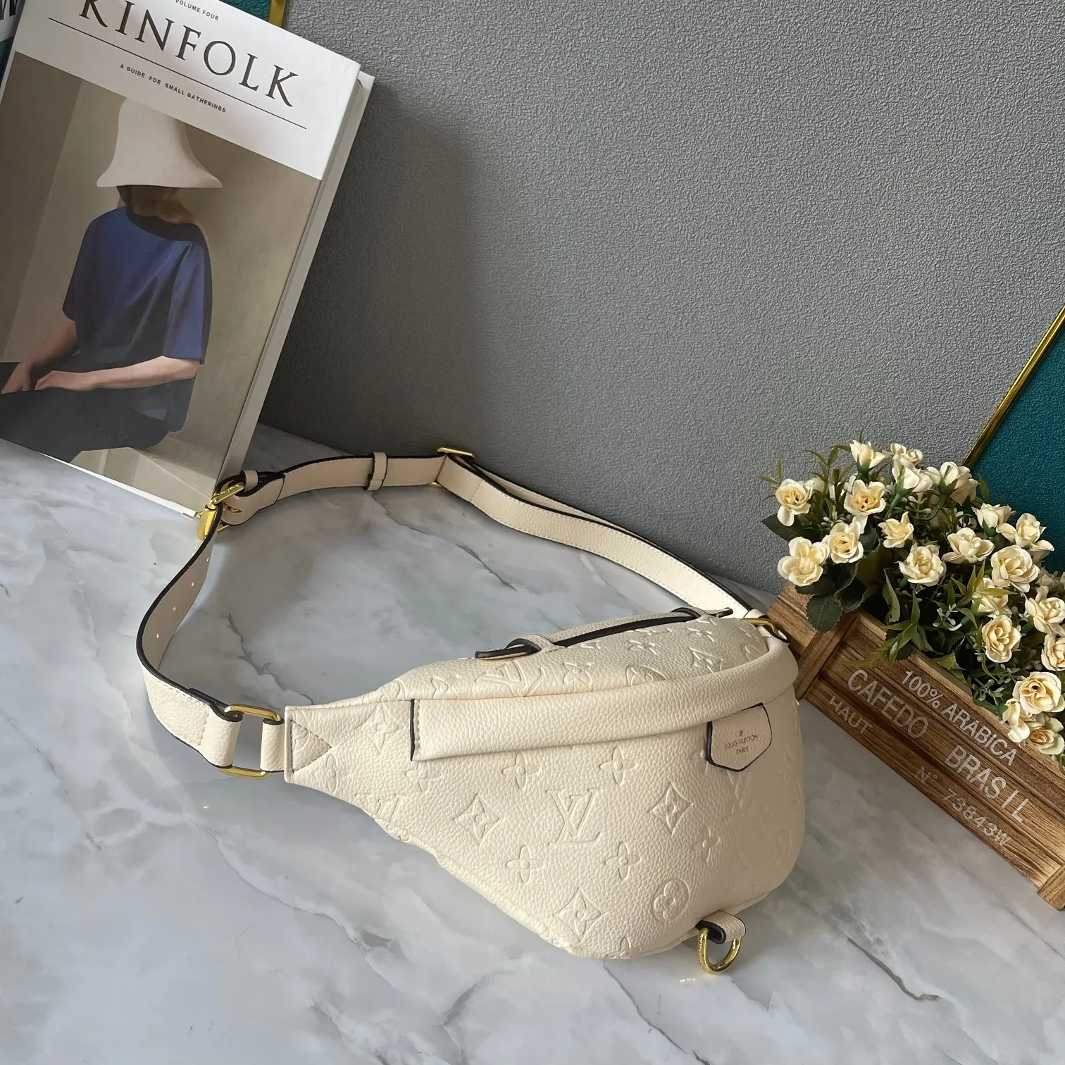 All Categories Official Website "Brand Women's Bags" Women's Bags 💙 LV 2024 New LV Crossbody Bag