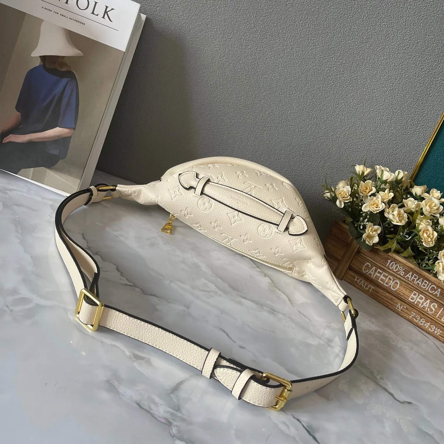 All Categories Official Website "Brand Women's Bags" Women's Bags 💙 LV 2024 New LV Crossbody Bag