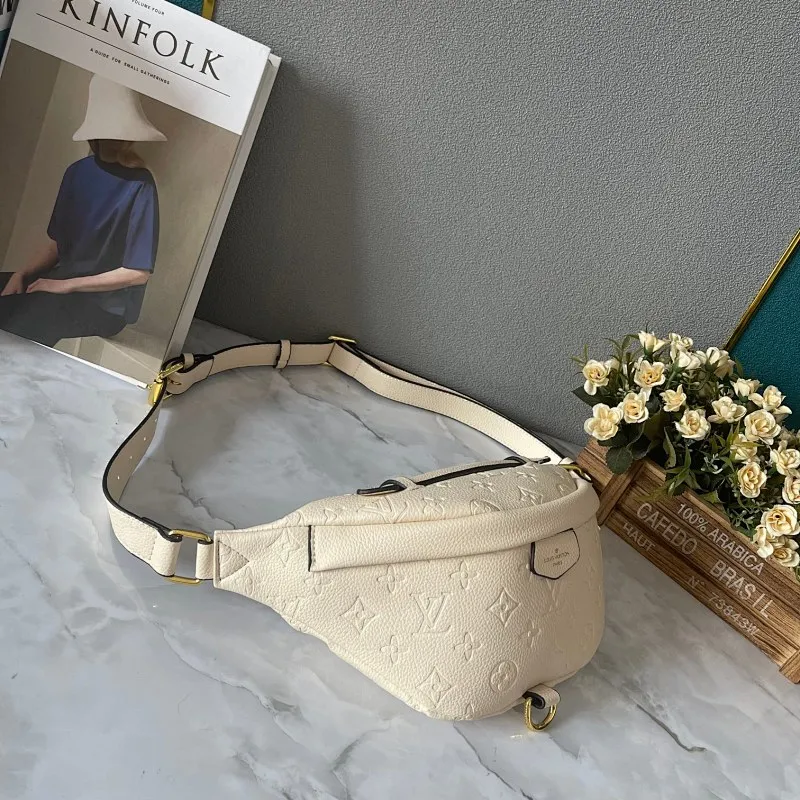 All Categories Official Website "Brand Women's Bags" Women's Bags 💙 LV 2024 New LV Crossbody Bag