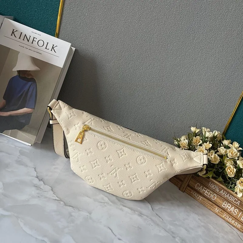 All Categories Official Website "Brand Women's Bags" Women's Bags 💙 LV 2024 New LV Crossbody Bag