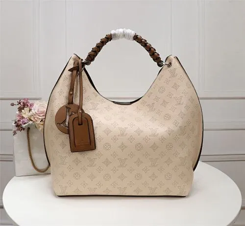 All categories Official website "Brand Women's Bags" Women's Bags 💙 LV 2022 Official New LV Handbag Wholesale 58001500 High Quality Size: 35-40-17 CM