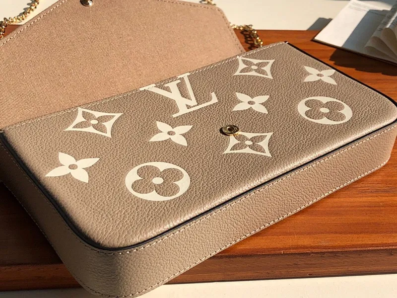 All Categories Official Website "Brand Women's Bags" Women's Bags 💙 LV 2025 New LV Crossbody Bag