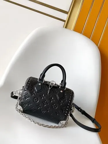 All Categories Official Website "Brand Women's Bags" Women's Bags 💙 LV 2026 New LV Crossbody Bag