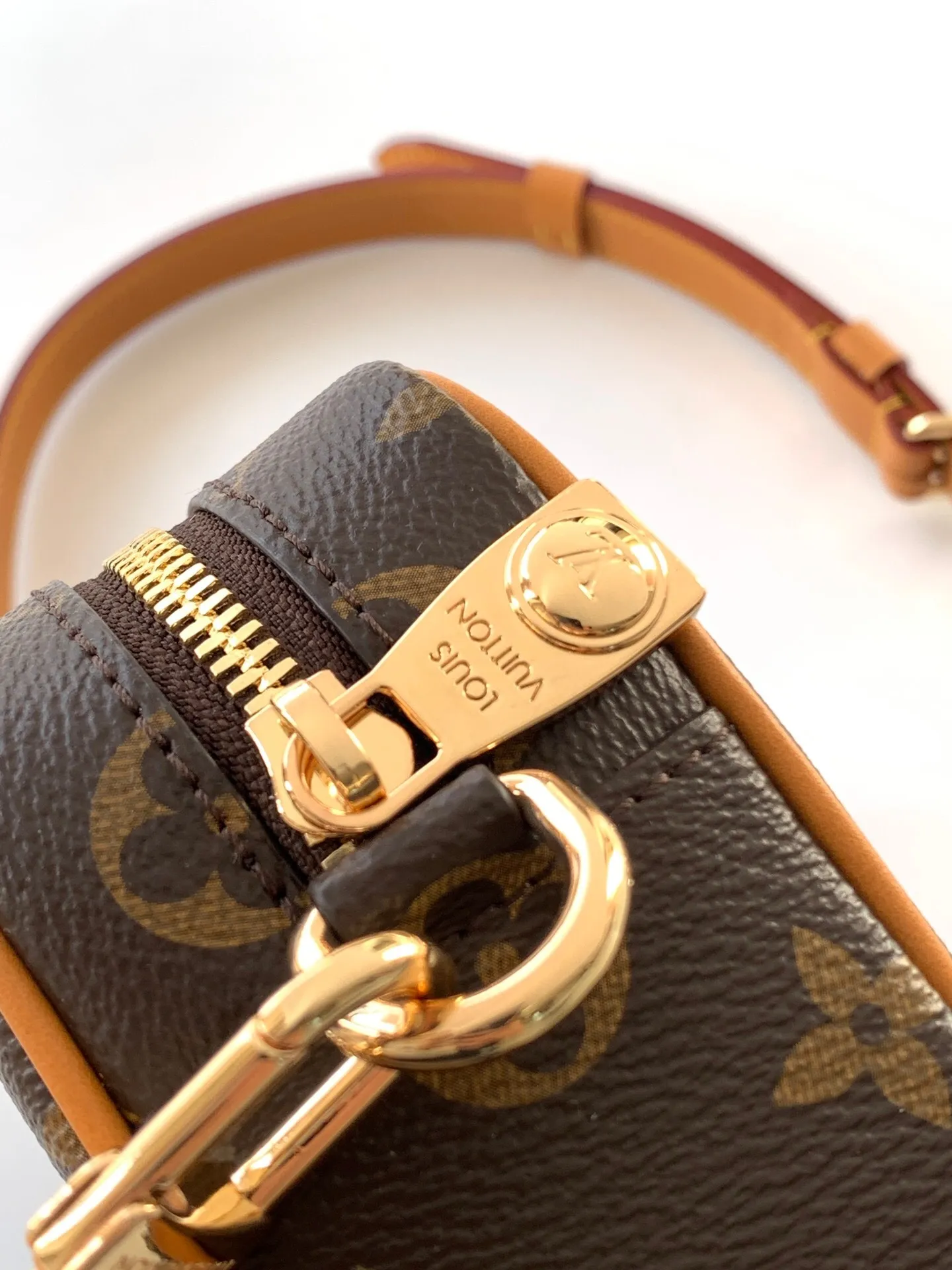 All Categories Official Website "Brand Women's Bags" Women's Bags 💙 LV 2025 New LV Crossbody Bag