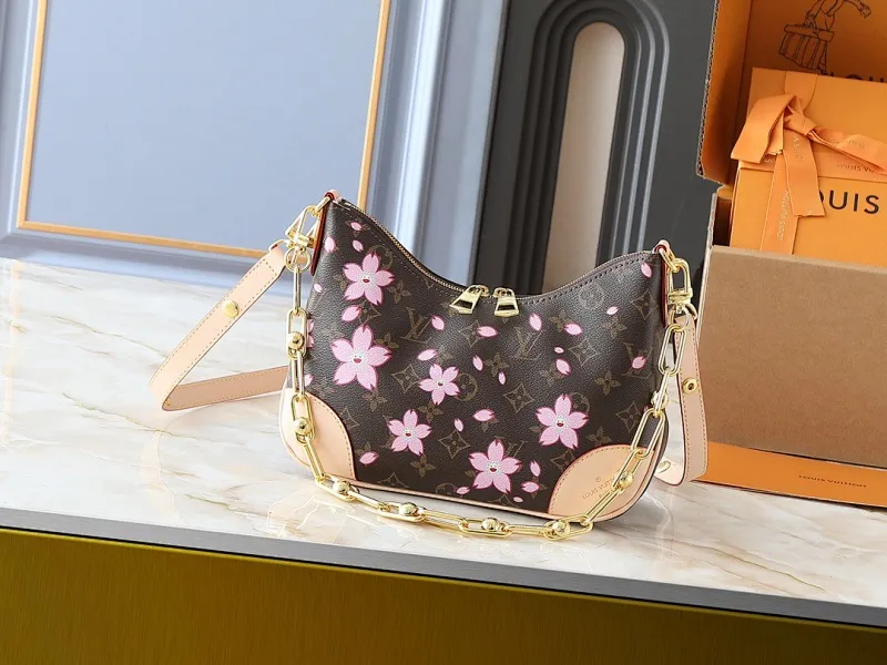 All Categories Official Website "Brand Women's Bags" Women's Bags 💙 LV 2025 New LV Crossbody Bag
