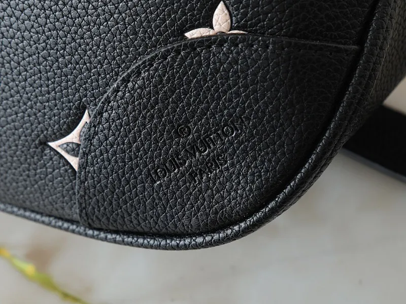 All Categories Official Website "Brand Women's Bags" Women's Bags 💙 LV 2025 New LV Crossbody Bag