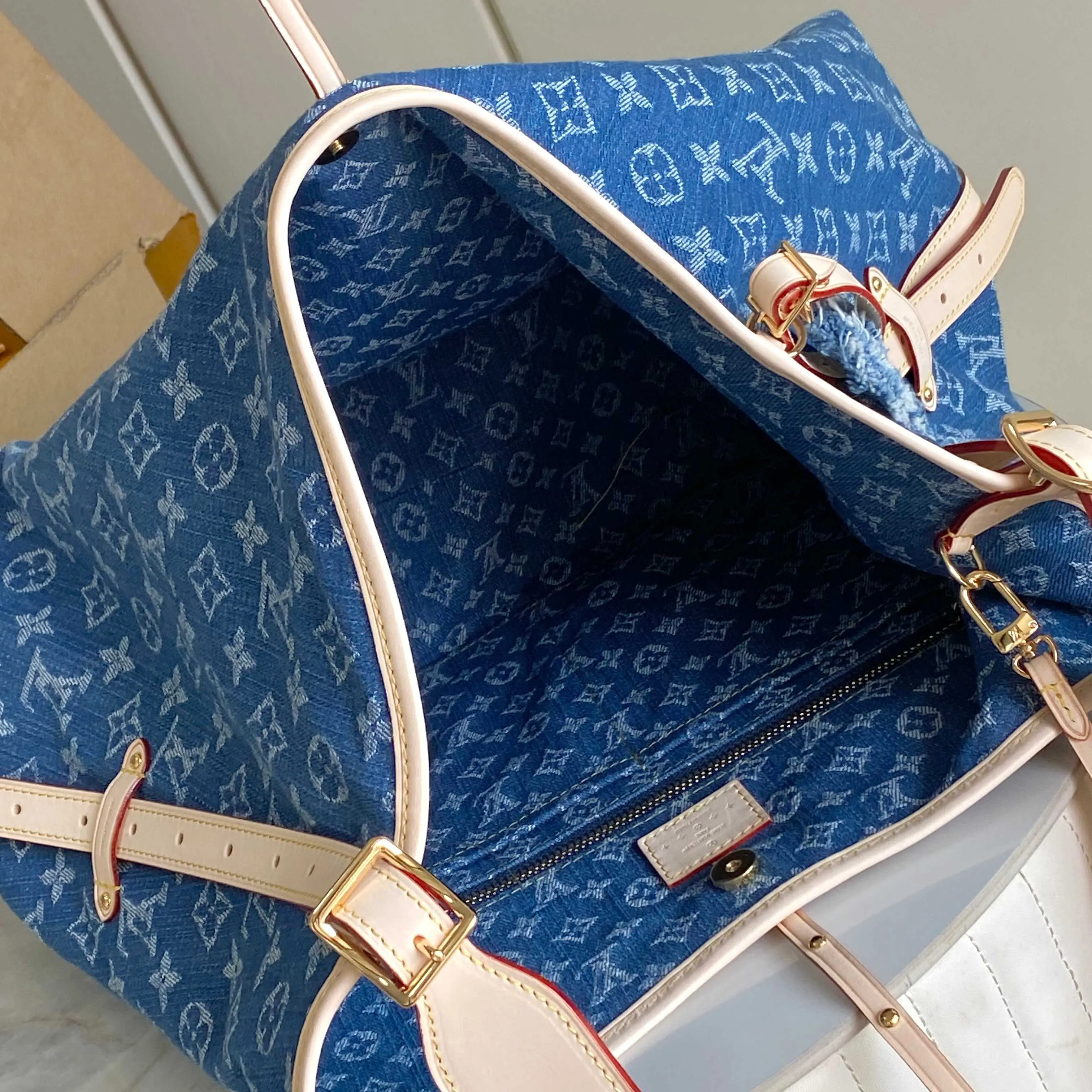 All Categories Official Website "Brand Women's Bags" Women's Bags 💙 LV LV 2026 New Underarm Shoulder Bag