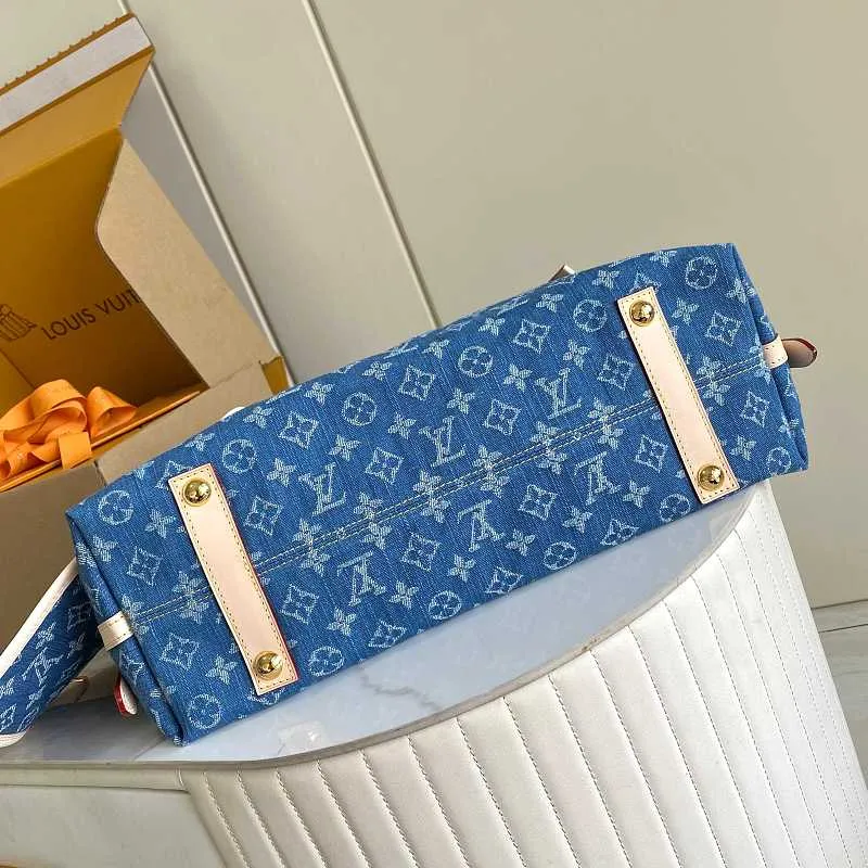 All Categories Official Website "Brand Women's Bags" Women's Bags 💙 LV LV 2026 New Underarm Shoulder Bag