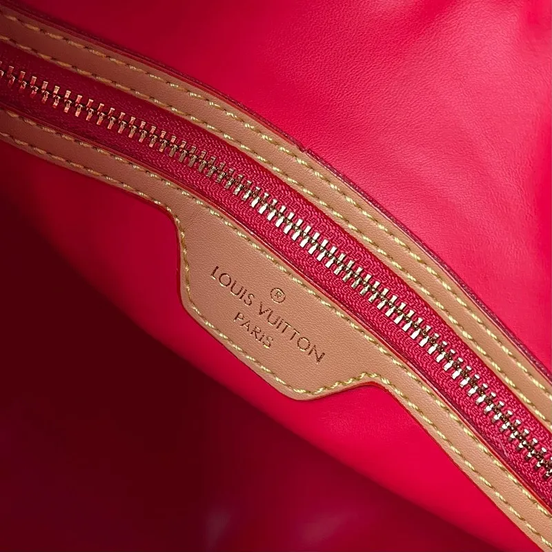 All Categories Official Website "Brand Women's Bags" Women's Bags 💙 LV 2025 New LV Crossbody Bag