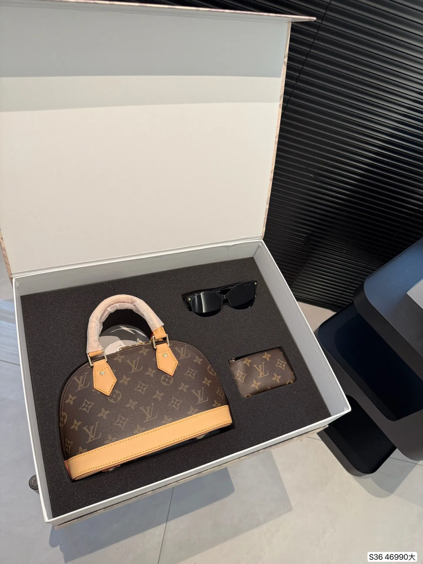 All Categories Official Website "Brand Women's Bags" Women's Bags 💙 LV 2025 New LV Crossbody Bag