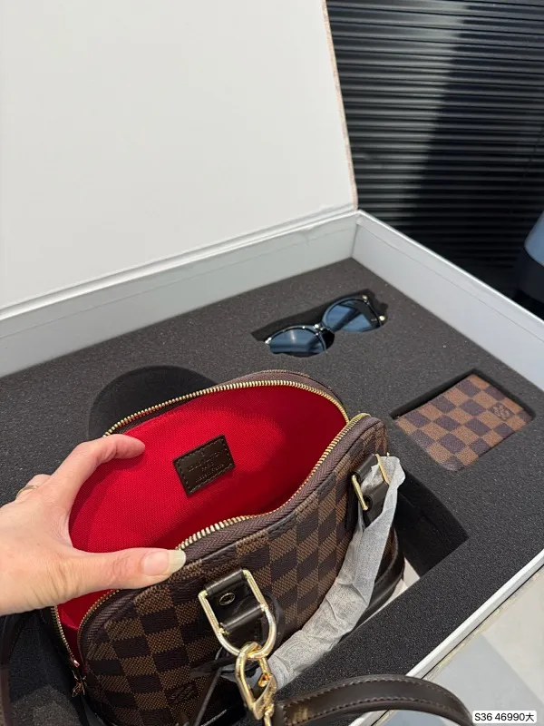 All Categories Official Website "Brand Women's Bags" Women's Bags 💙 LV 2025 New LV Crossbody Bag