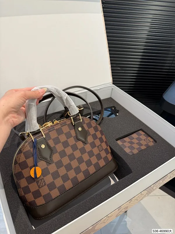 All Categories Official Website "Brand Women's Bags" Women's Bags 💙 LV 2025 New LV Crossbody Bag
