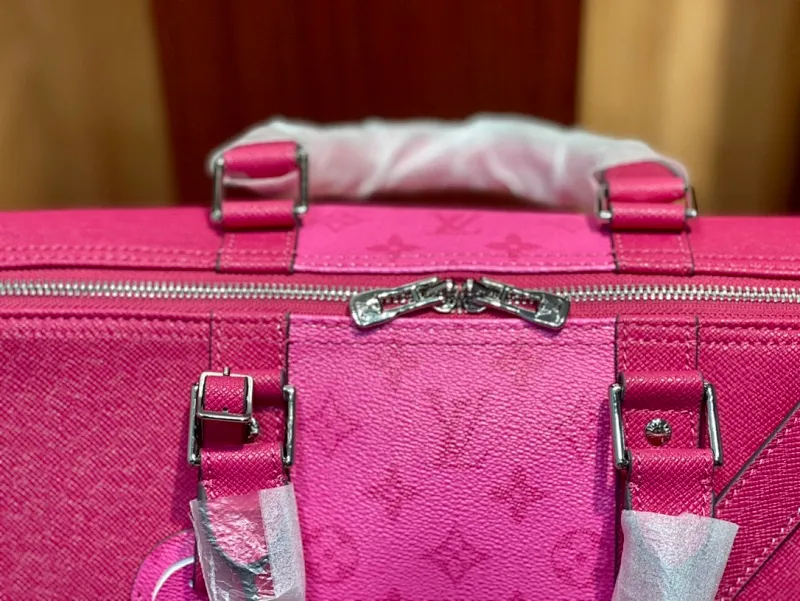 All categories Official website "Brand Women's Bags" Women's Bags 💙 LV 2022 official new LV travel bag wholesale 58002100 High quality Size: 45-27-20 CM