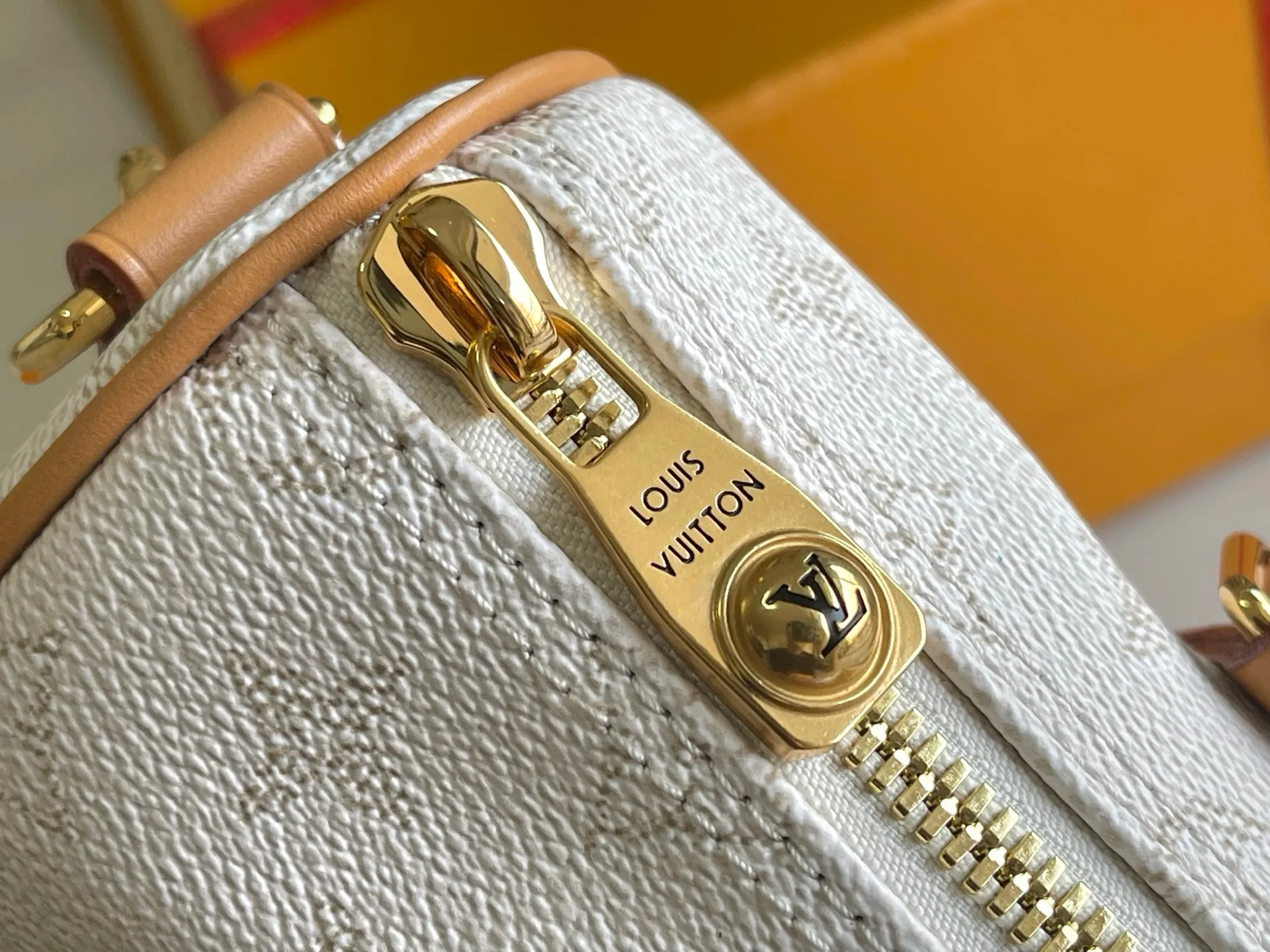 All Categories 💚 Authentic Grade Bags 💚 LV 2026 New LV Top Replica Crossbody Shoulder Bag