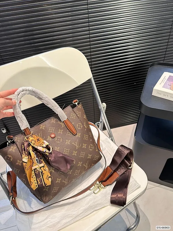 All Categories Official Website "Brand Women's Bags" Women's Bags 💙 LV 2024 New LV Crossbody Bag