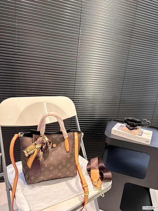All Categories Official Website "Brand Women's Bags" Women's Bags 💙 LV 2024 New LV Crossbody Bag