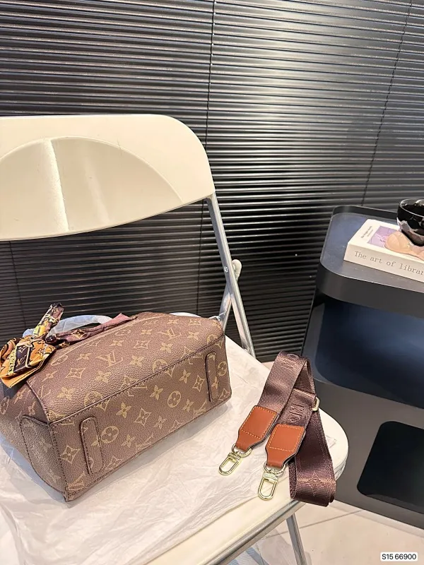 All Categories Official Website "Brand Women's Bags" Women's Bags 💙 LV 2024 New LV Crossbody Bag
