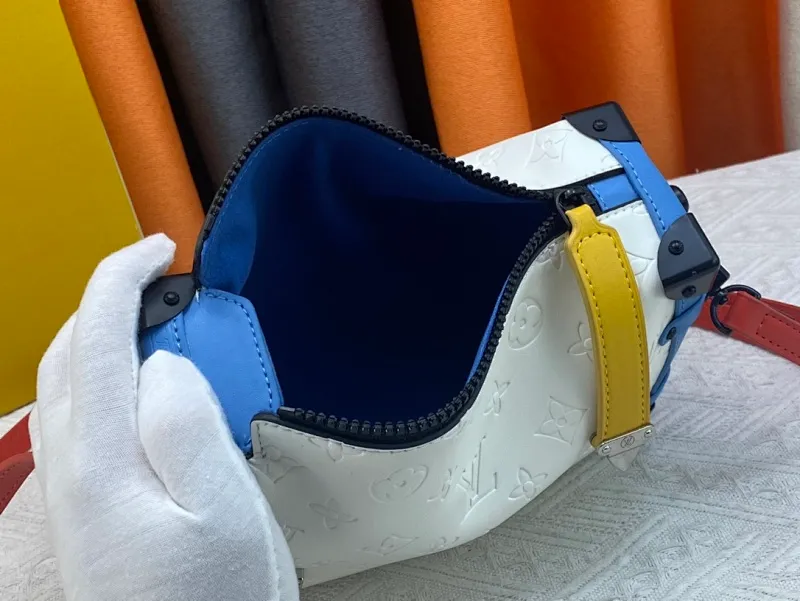 All Categories Official Website "Brand Women's Bags" Women's Bags 💙 LV 2023 New LV Crossbody Bag
