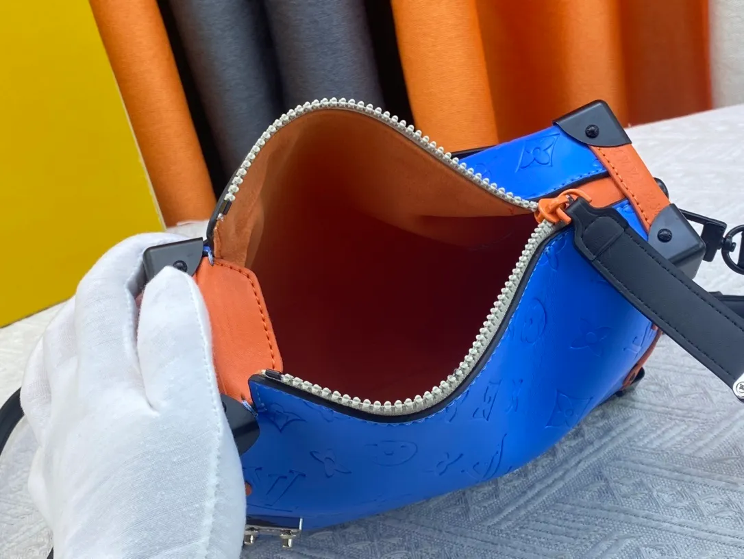All Categories Official Website "Brand Women's Bags" Women's Bags 💙 LV 2023 New LV Crossbody Bag