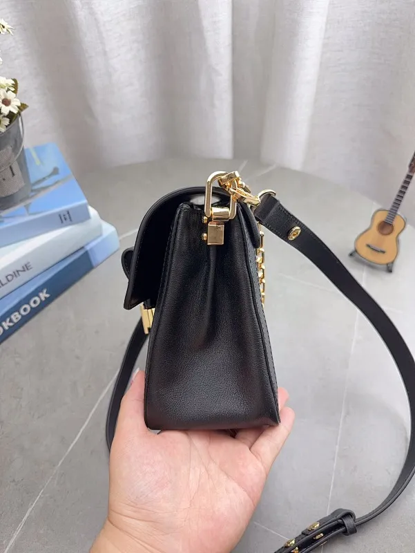 All Categories Official Website "Brand Women's Bags" Women's Bags 💙 LV 2025 New LV Crossbody Bag