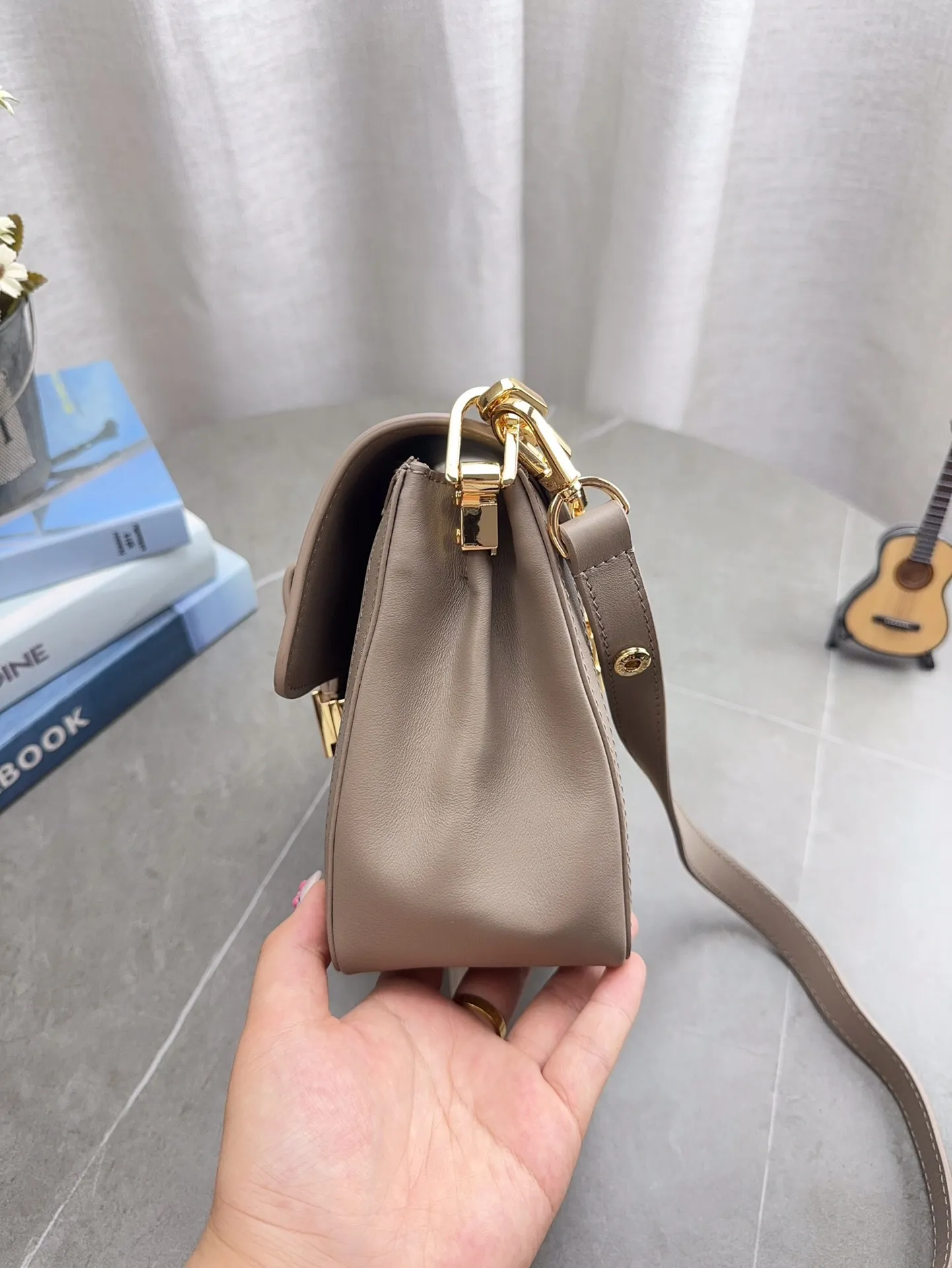 All Categories Official Website "Brand Women's Bags" Women's Bags 💙 LV 2025 New LV Crossbody Bag
