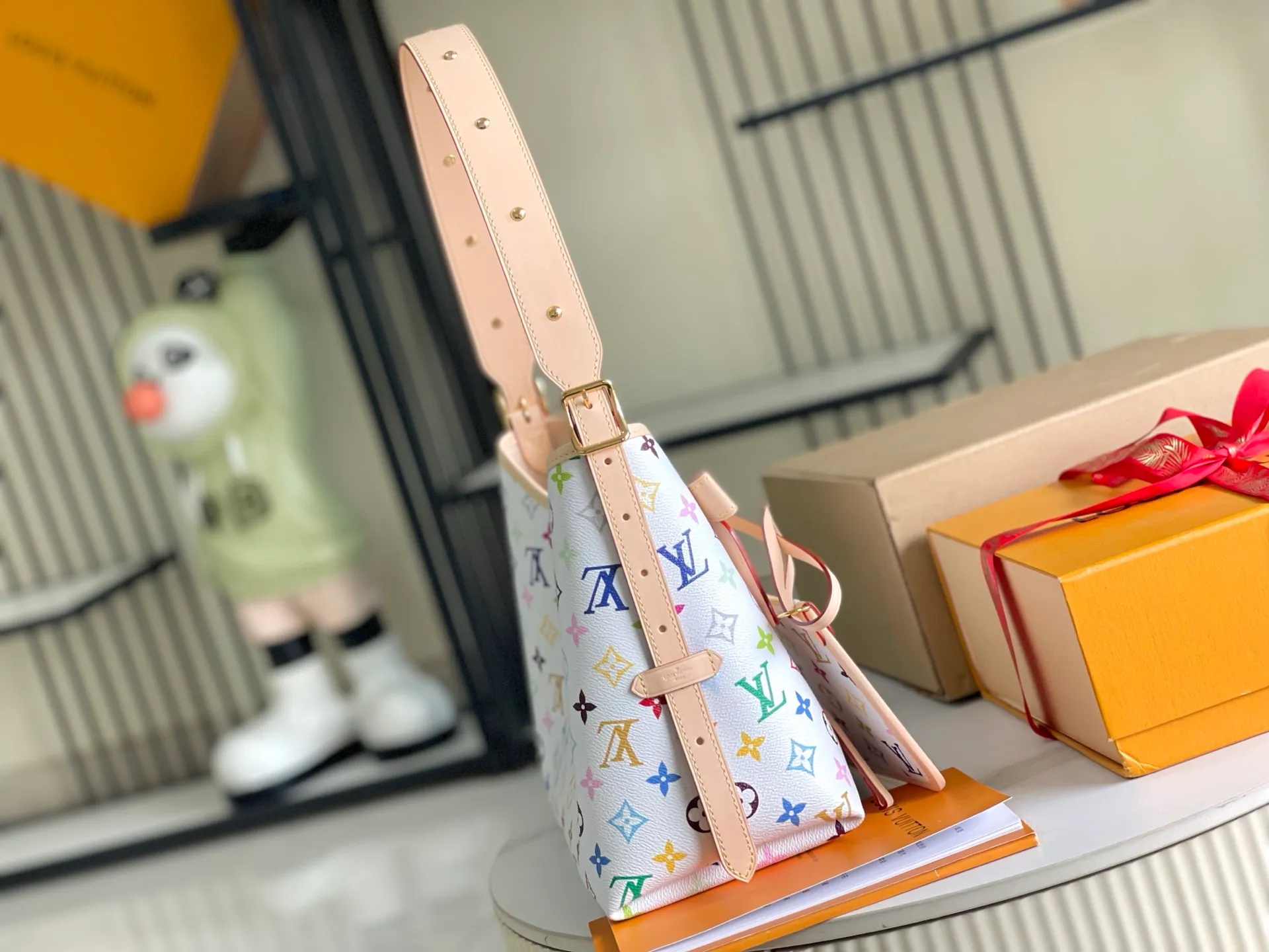 All Categories 💚 Authentic Grade Bags 💚 LV 2026 New LV Top Replica Crossbody Shoulder Bag
