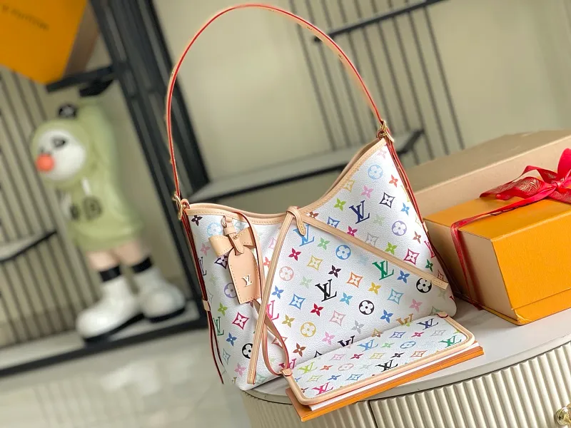 All Categories 💚 Authentic Grade Bags 💚 LV 2026 New LV Top Replica Crossbody Shoulder Bag