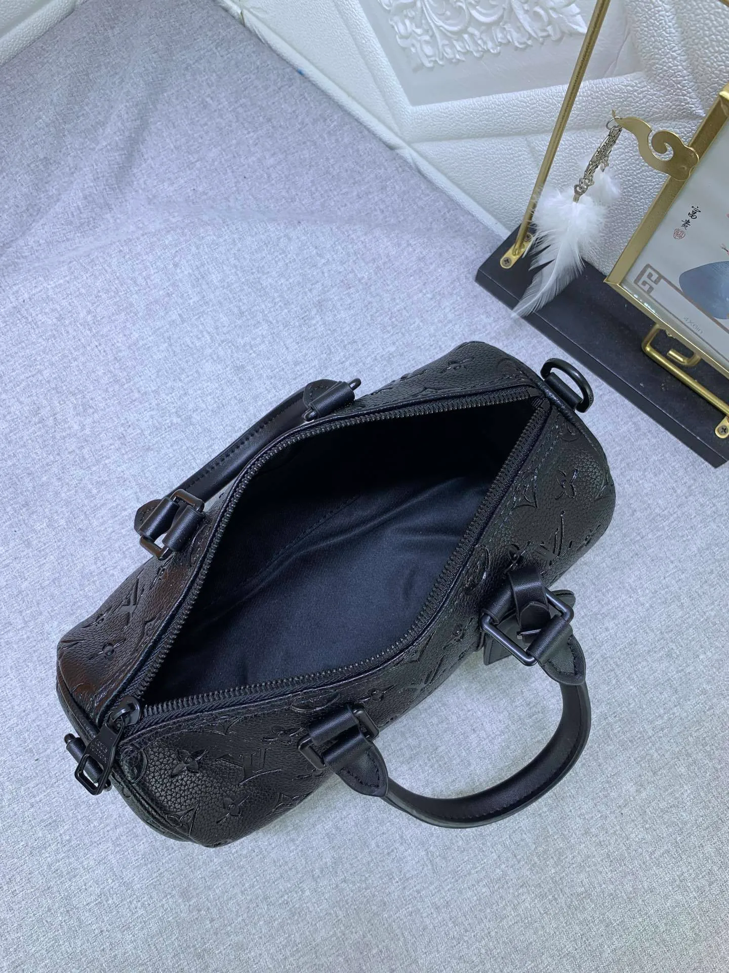 All categories Official website "Brand Women's Bags" Women's Bags 💙 LV replica LV, fine imitation LV bags, LV handbags, 2023 official latest version LV leather travel bag, bag factory, original material, size: 25-15-11CM