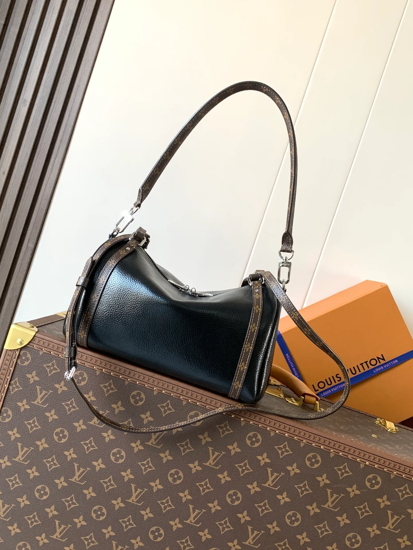 All Categories Official Website "Brand Women's Bags" Women's Bags 💙 LV 2026 New LV Underarm Bag