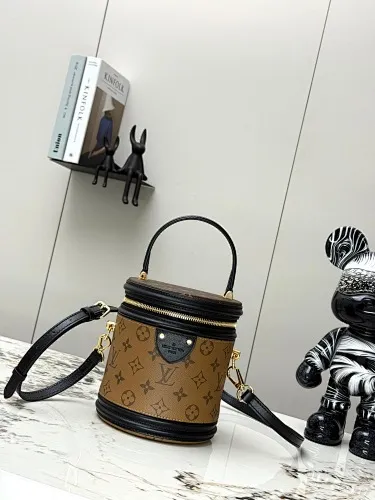 All Categories Official Website "Brand Women's Bags" Women's Bags 💙 LV 2025 New LV Crossbody Bag