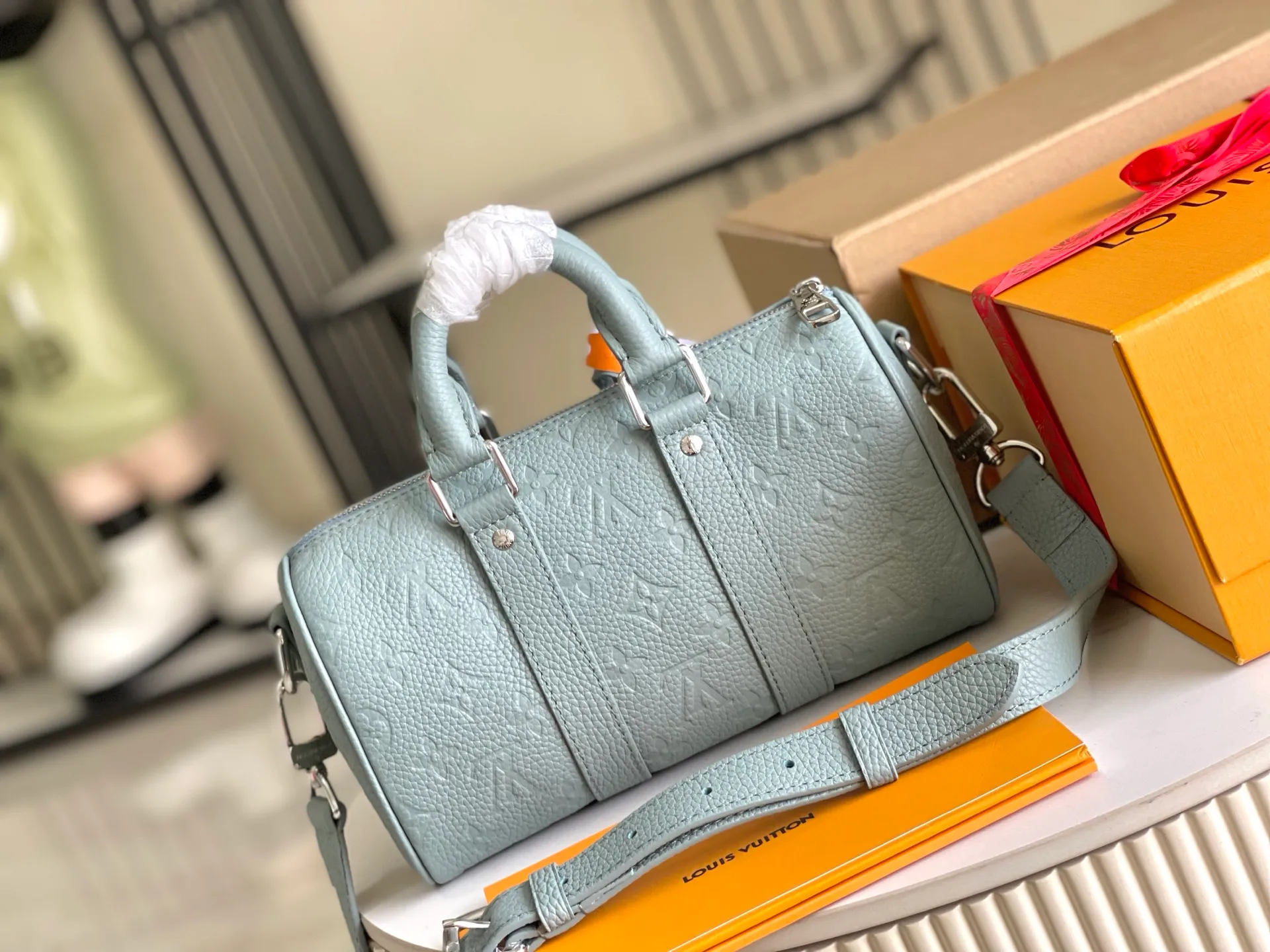 All Categories 💚 Authentic Grade Bags 💚 LV 2026 New LV Top Replica Crossbody Shoulder Bag