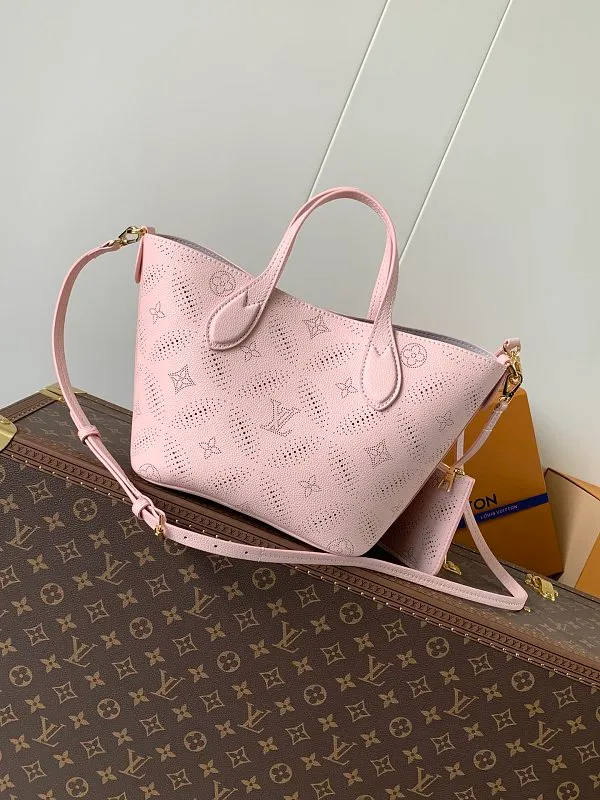 All Categories Official Website "Brand Women's Bags" Women's Bags 💙 LV 2026 New LV Crossbody Bag