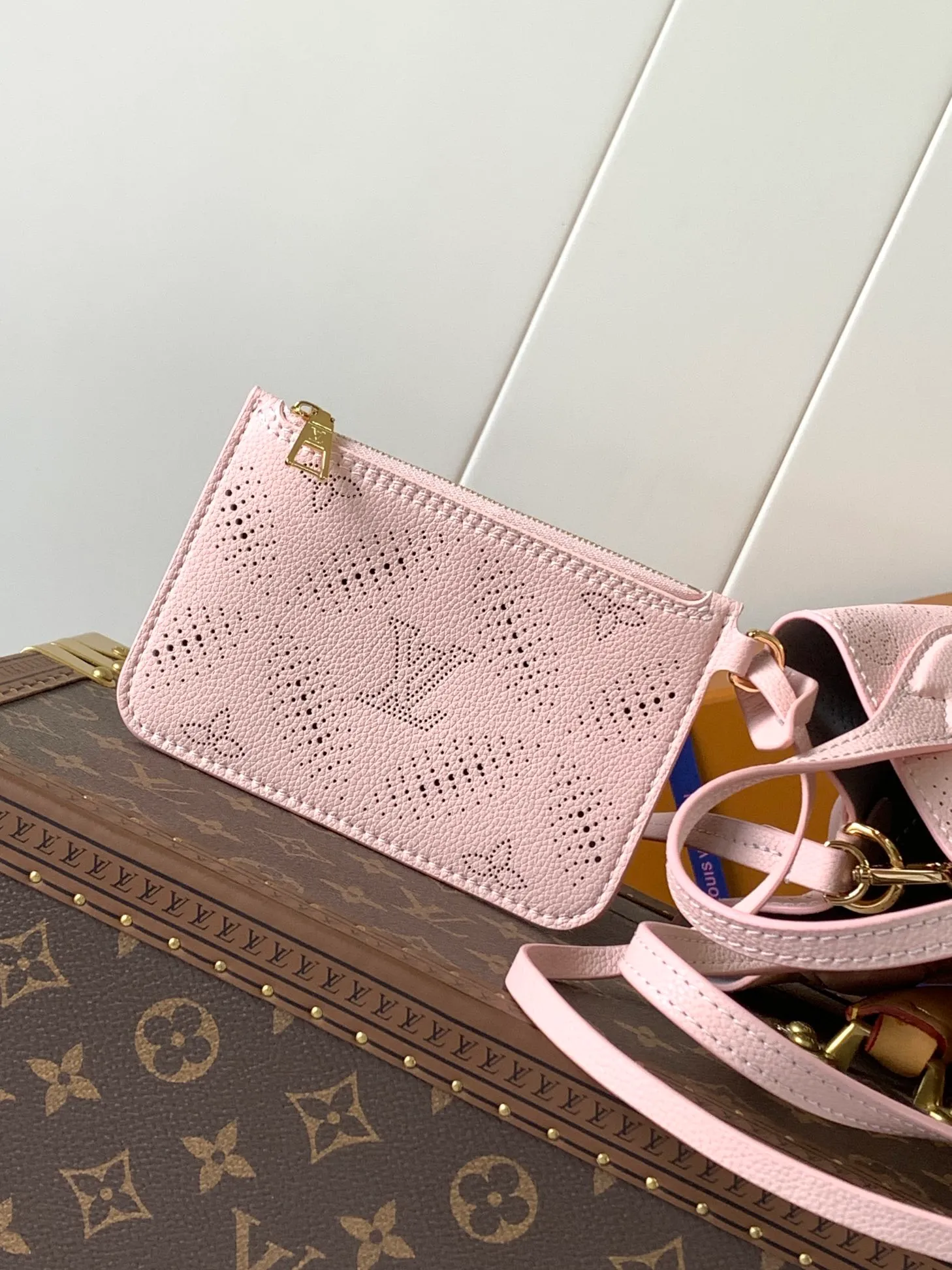 All Categories Official Website "Brand Women's Bags" Women's Bags 💙 LV 2026 New LV Crossbody Bag